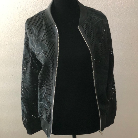 Floral black jacket from lovestory - Picture 1 of 2